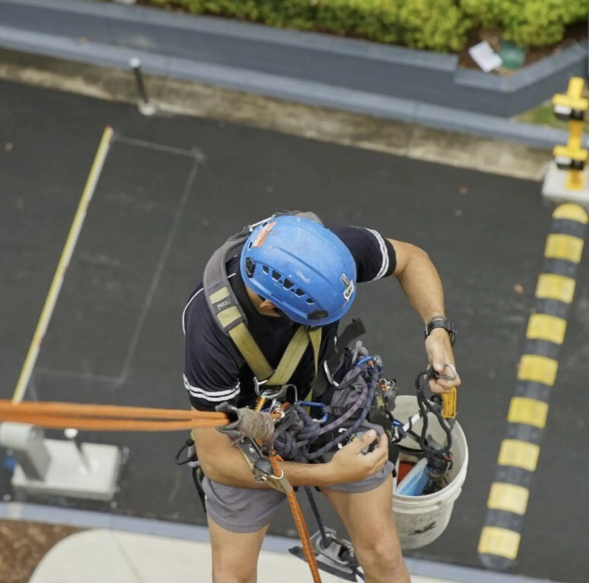high-rise window cleaning Melbourne